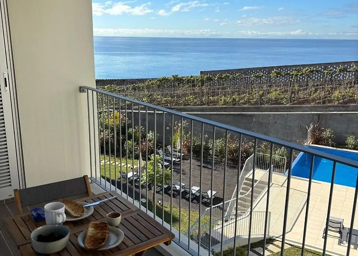 公寓 Oceanview Cozy With Pool Near Funchal *