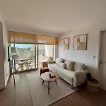 Oceanview Cozy With Pool Near Funchal