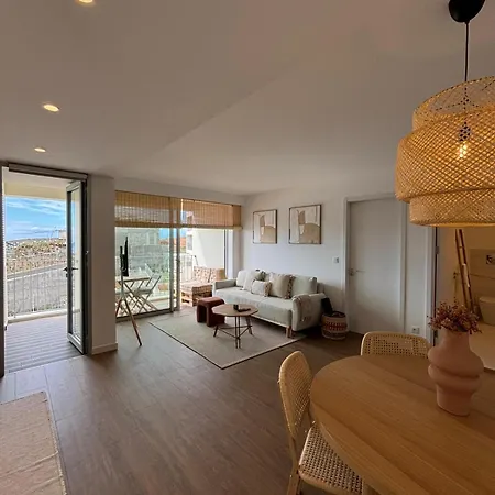 Oceanview Cozy With Pool Near Funchal Apartman *
