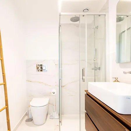 Apartamento Oceanview Cozy With Pool Near Funchal Câmara de Lobos