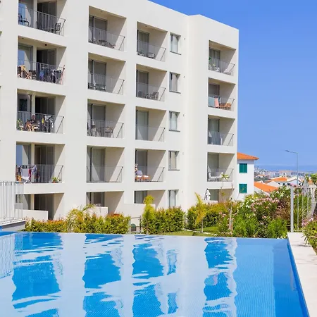 Apartamento Oceanview Cozy With Pool Near Funchal Câmara de Lobos